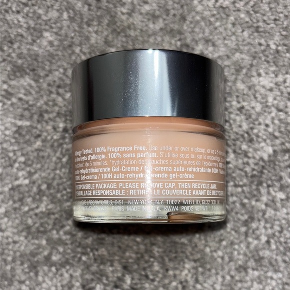 Clinique Moisture Surge 100H Auto-Replenishing Hydrator - Nude - Picture 2 of 3